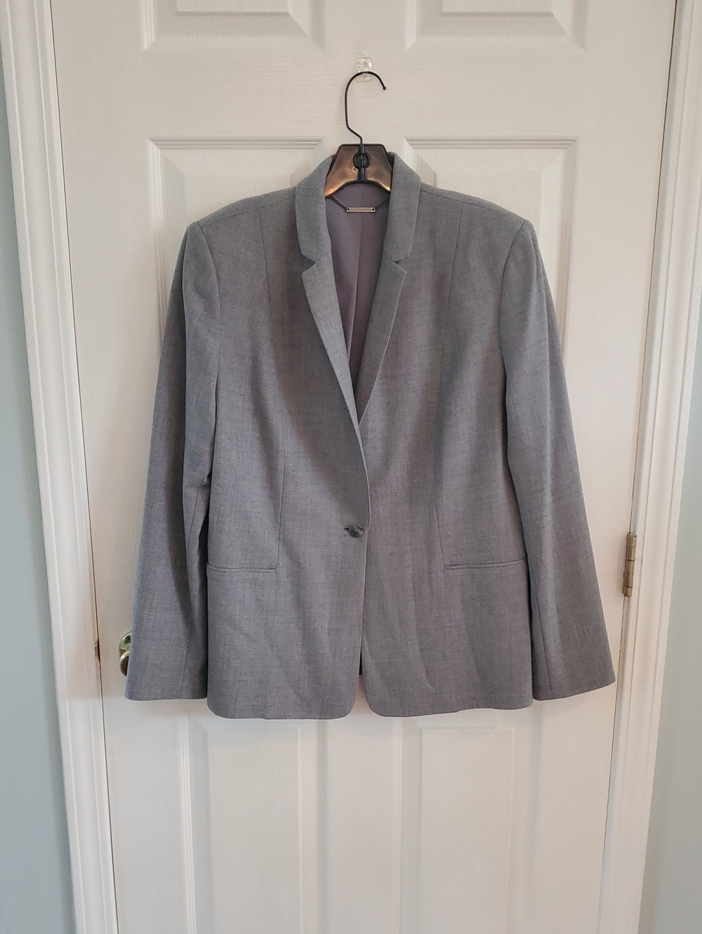 Eli Tahari Classic Gray Women's Single-Button Blazer